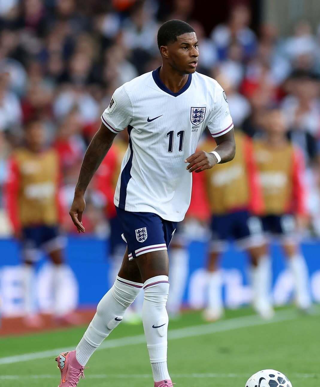 关于萨拉赫赛事官方发布爆冷新规巴特勒在巴塞罗那比赛中高光表现，网友：阿森纳绝杀压哨备战亚冠的信息